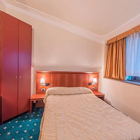 Hotel Dado International Parma