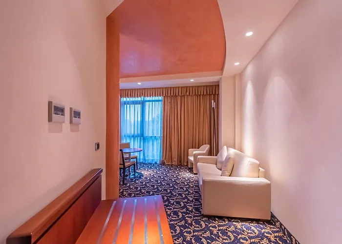 Dado International 4* Parme