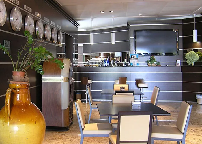 Dado International Hotel 4*