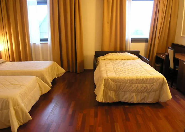 Hotel Dado International