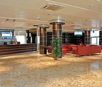 Dado International 4*