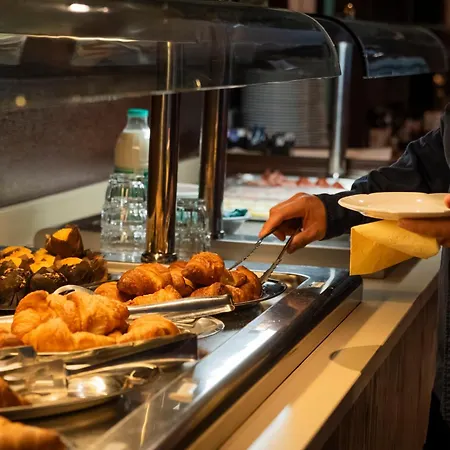 Dado International 4* Parma