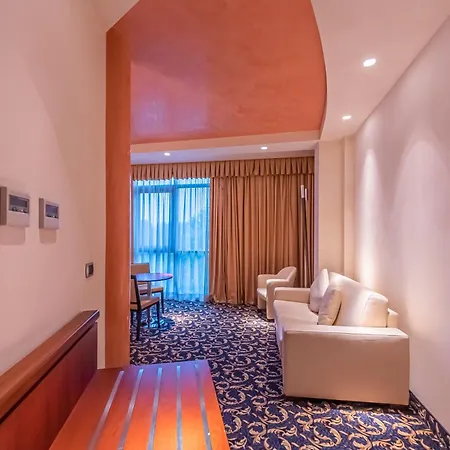 Dado International 4* Parma