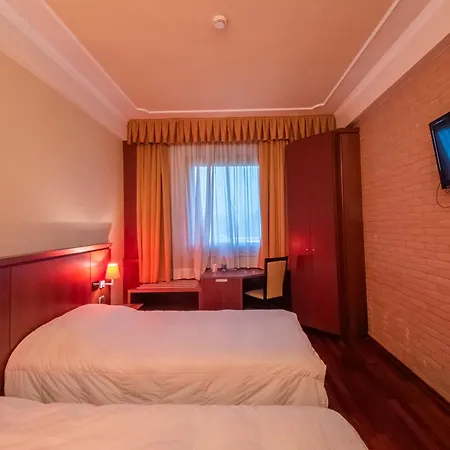 Ξενοδοχείο Dado International