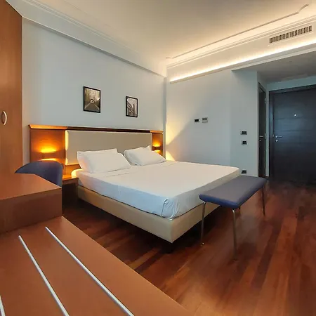 Ξενοδοχείο Dado International 4*