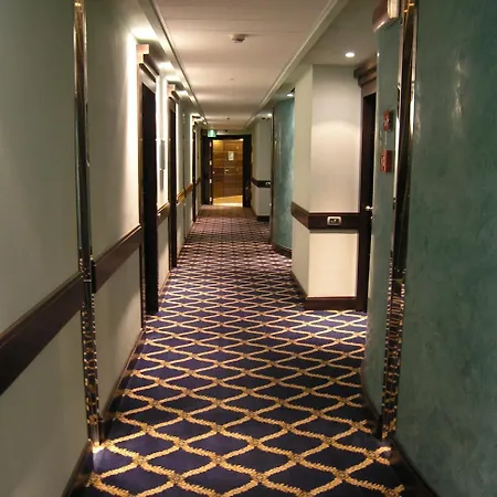 Dado International 4* Парма