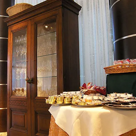 Dado International Ξενοδοχείο 4*