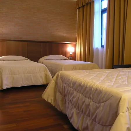 Dado International 4*