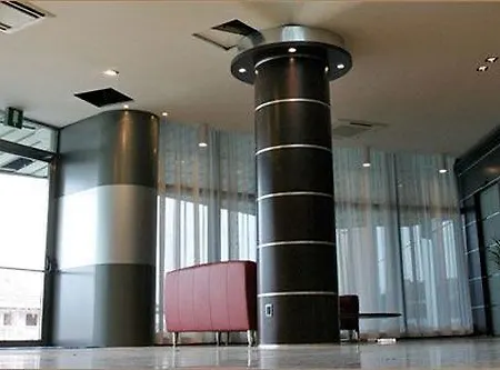 Hotel Dado International