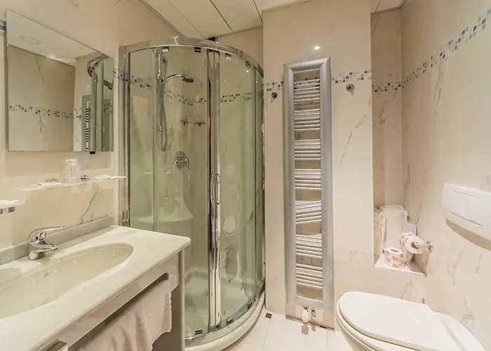 Hotel Dado International 4*